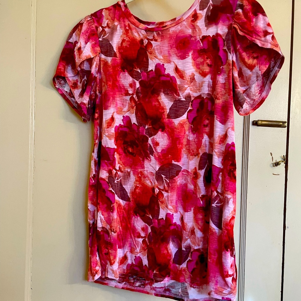 Floral blouse!